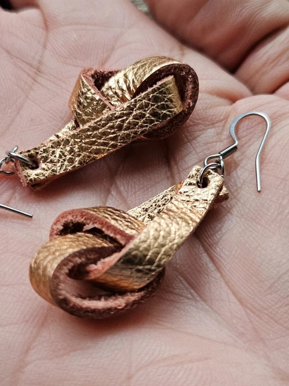 Vintage Rose Gold Leather Earrings Drop Down Fashion Ear Jewelry Earrings Hook - Picture 2 of 11